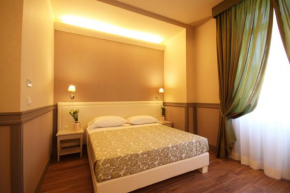 Отель DNB House Hotel  Рим